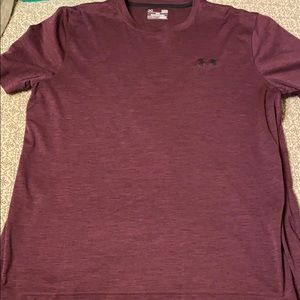 Under Armor men’s L shirt